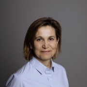 LUZ FERNÁNDEZ DEL REY